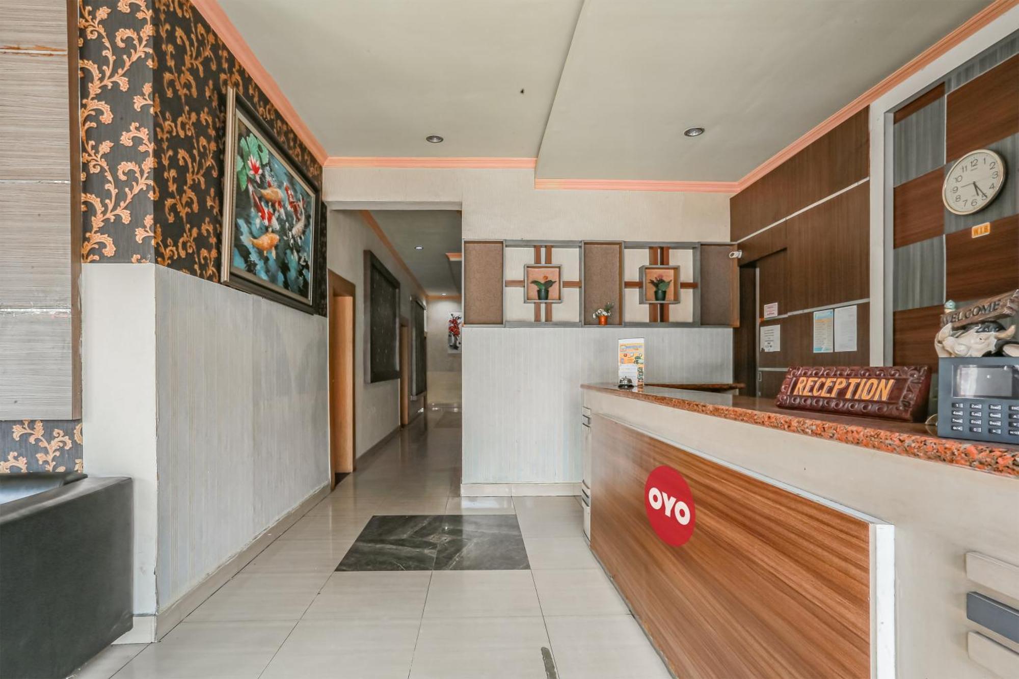 Collection O 93163 Hotel Grand Kartika Pare-Pare Exterior photo