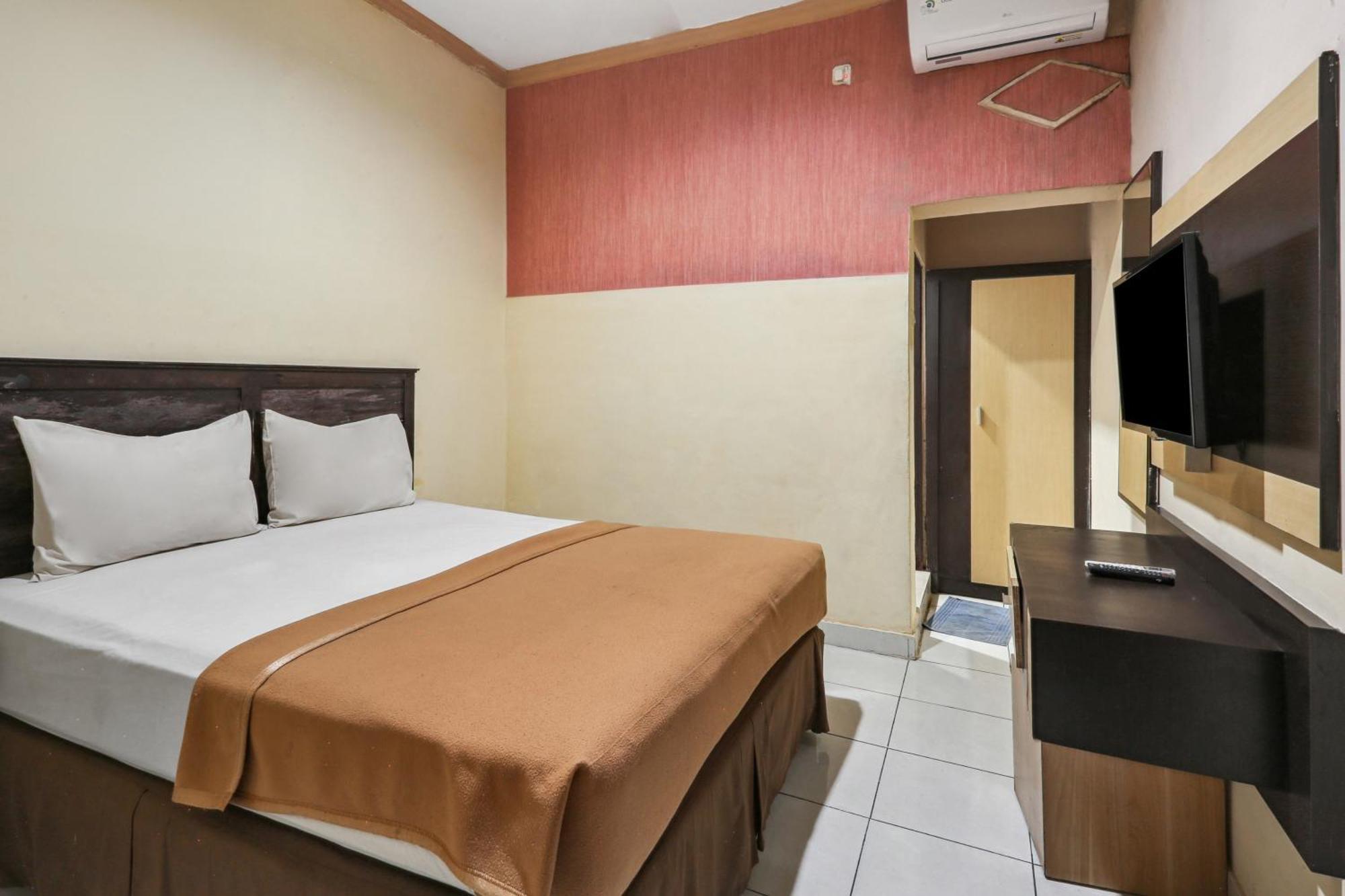 Collection O 93163 Hotel Grand Kartika Pare-Pare Exterior photo