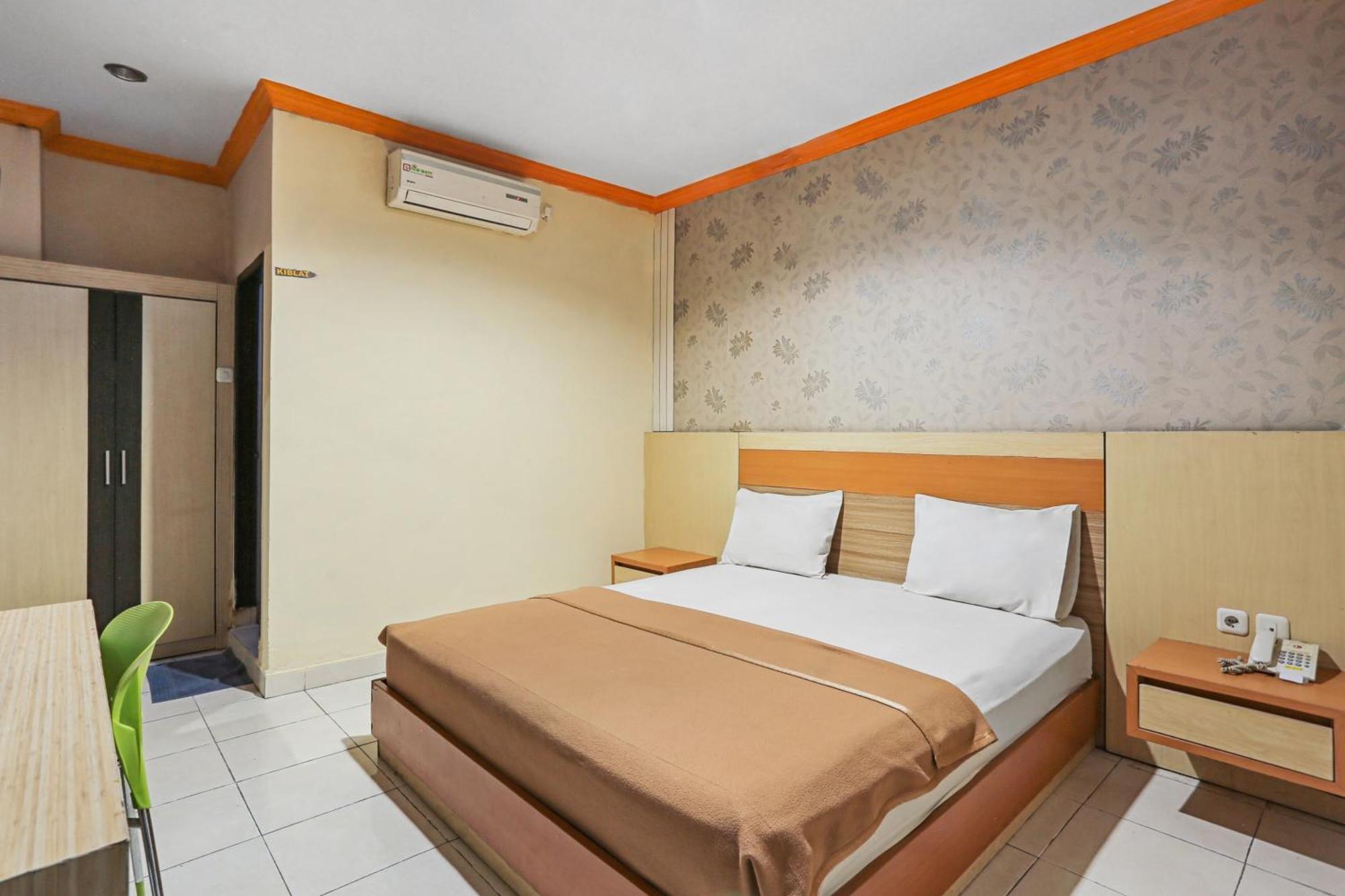 Collection O 93163 Hotel Grand Kartika Pare-Pare Exterior photo