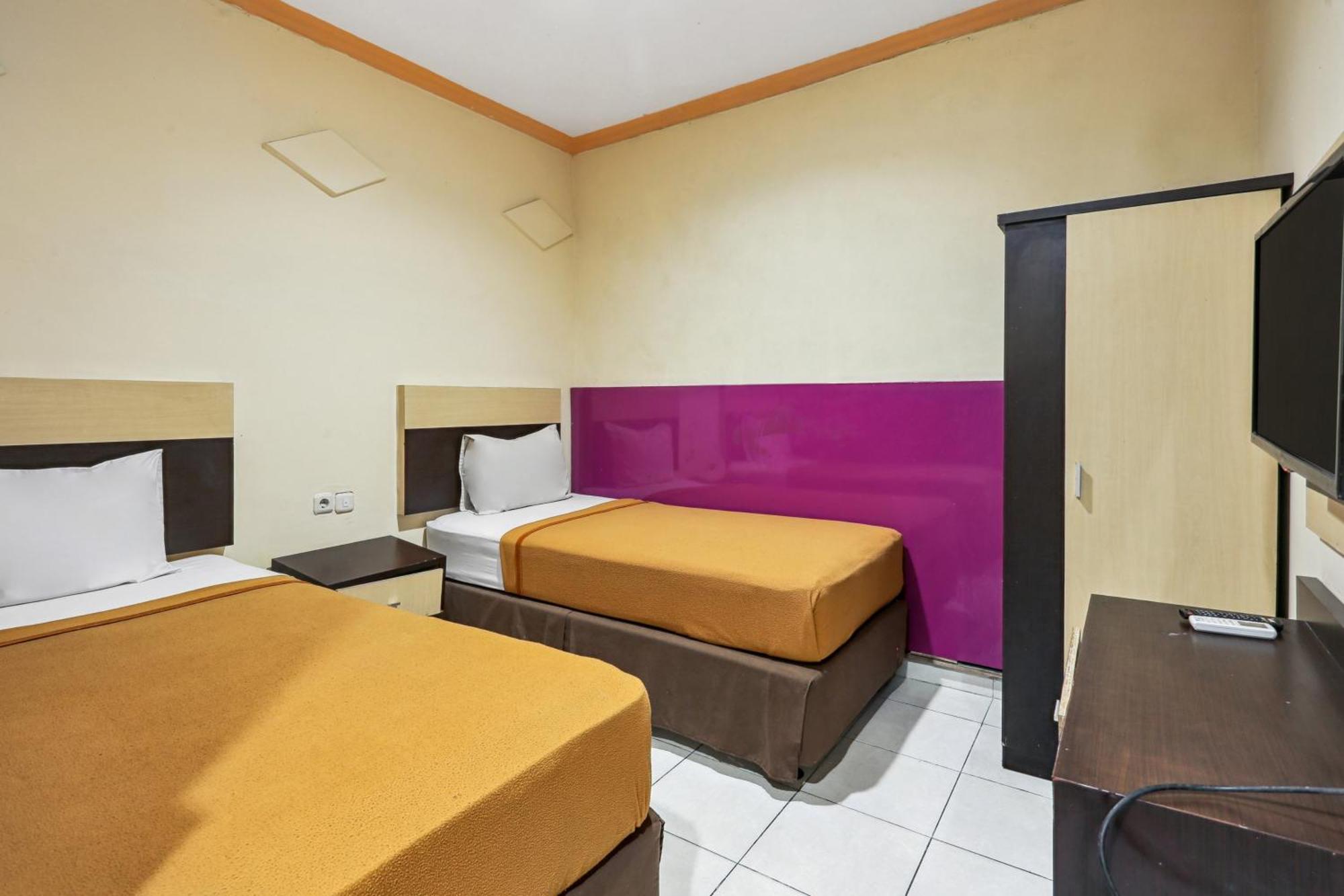Collection O 93163 Hotel Grand Kartika Pare-Pare Exterior photo